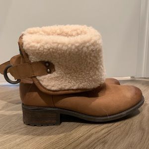 UGG Aldon Boots NWOT